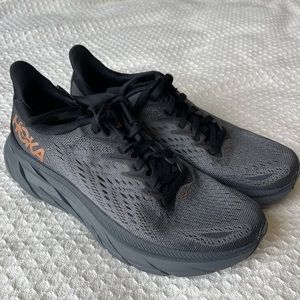 Hoka Clifton 8s